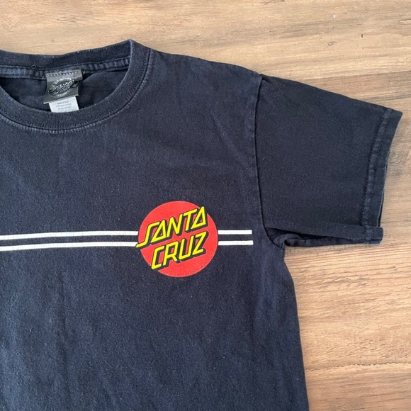 Santa Cruz youth tee size small - Picture 2 of 4